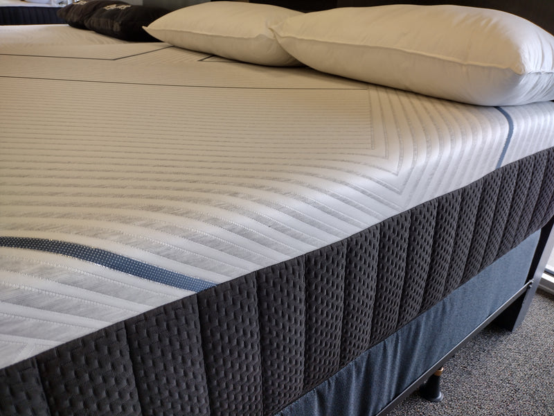 Loft Hybrid Firm Mattress